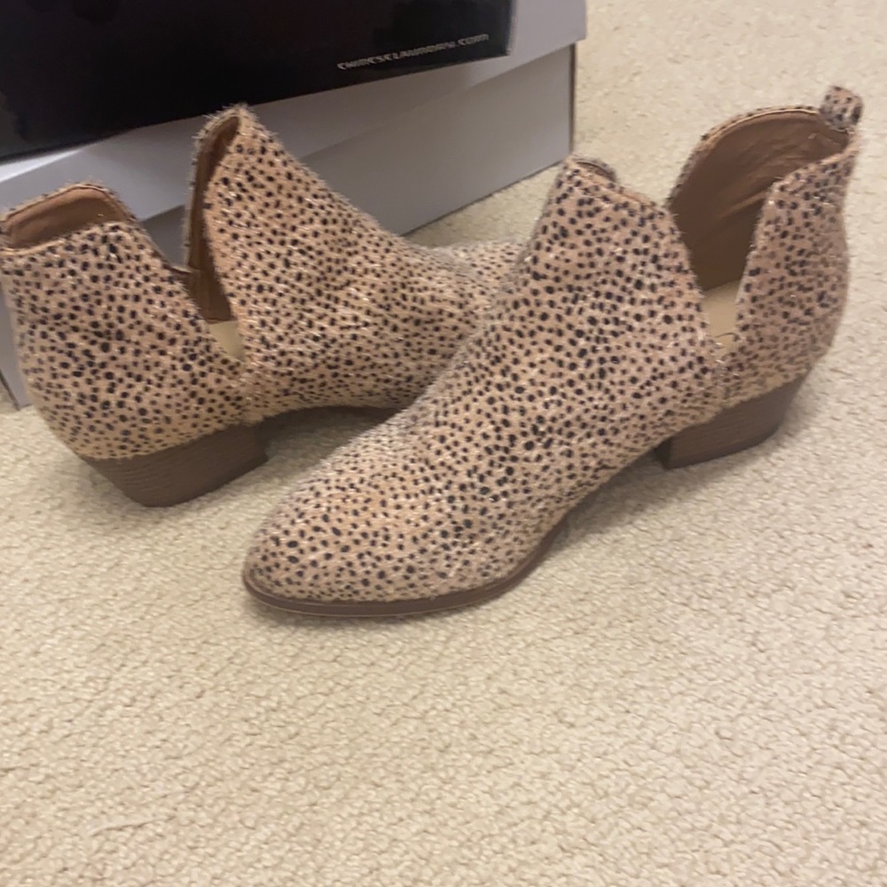 Ankle boots